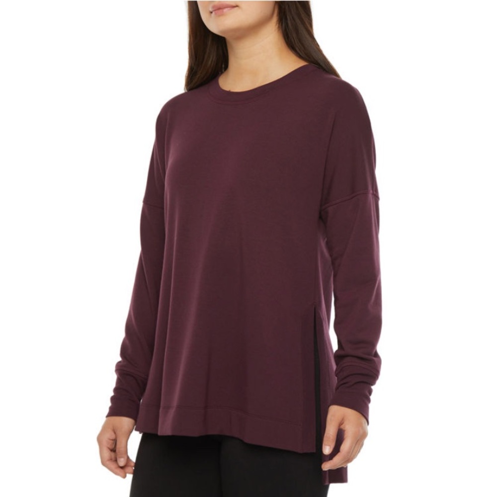 NWT Xersion Crew Neck Side Hi Slit Pullover
